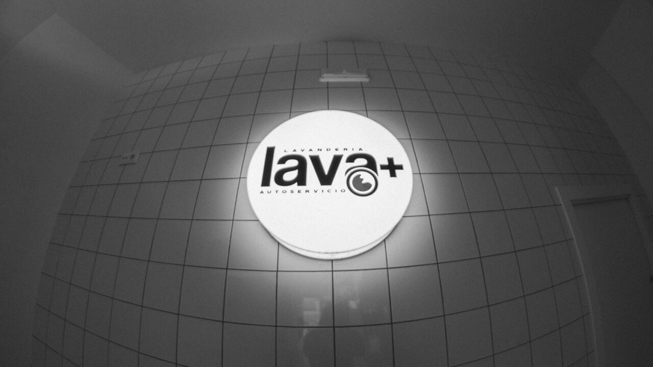 Los Erre - Reforma lavanderia Lava +